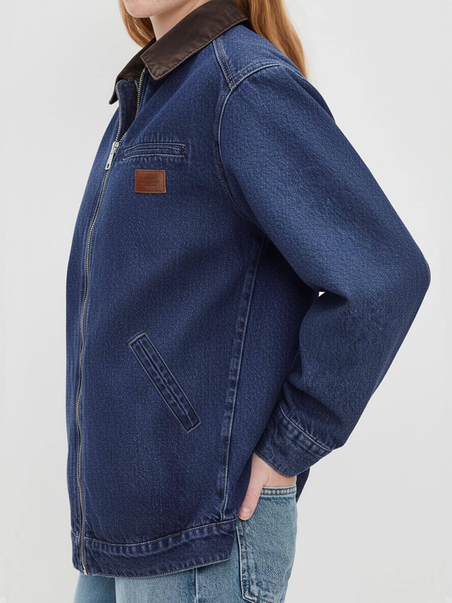 Women Contrast Collar Cropped Zip Up Barn Denim Jacket