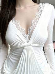 Lace Spliced Wave Long Sleeve