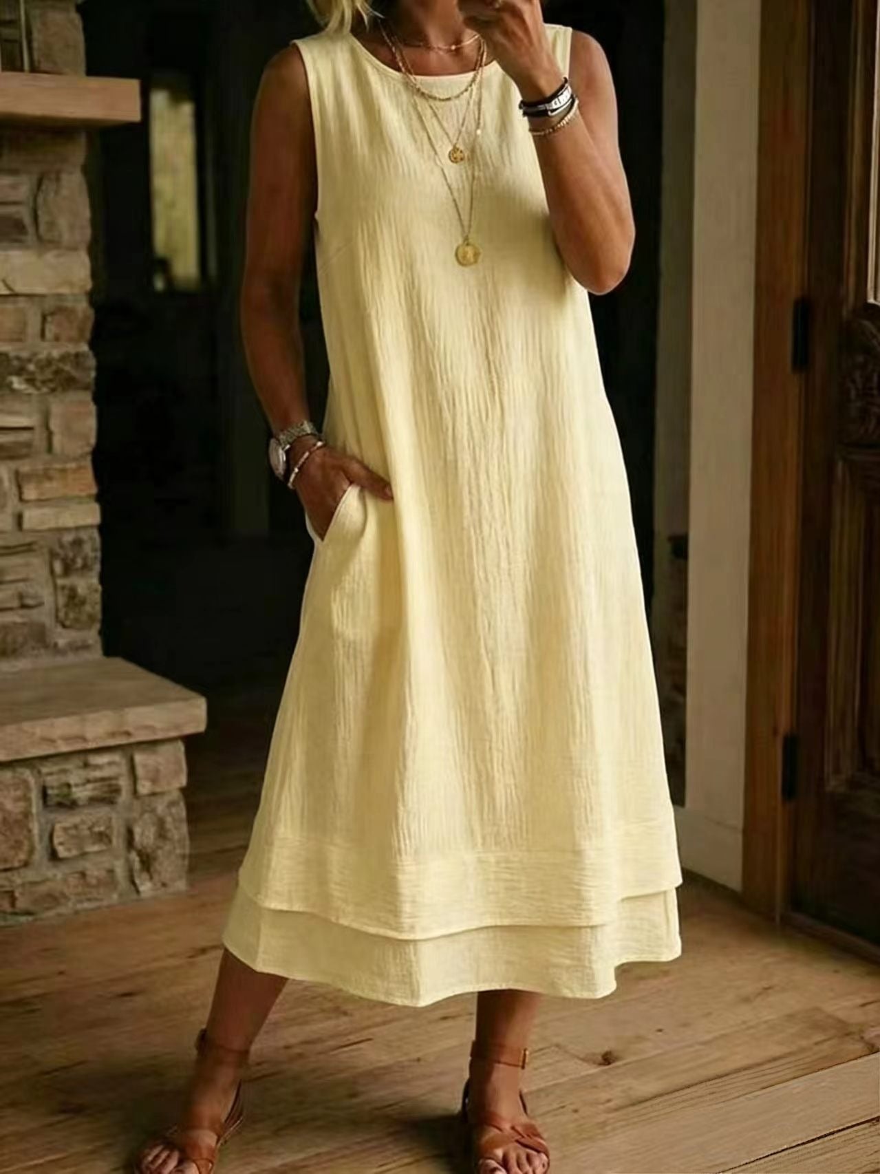 Women's Loose Fit Drapey Crewneck Dress with Pockets