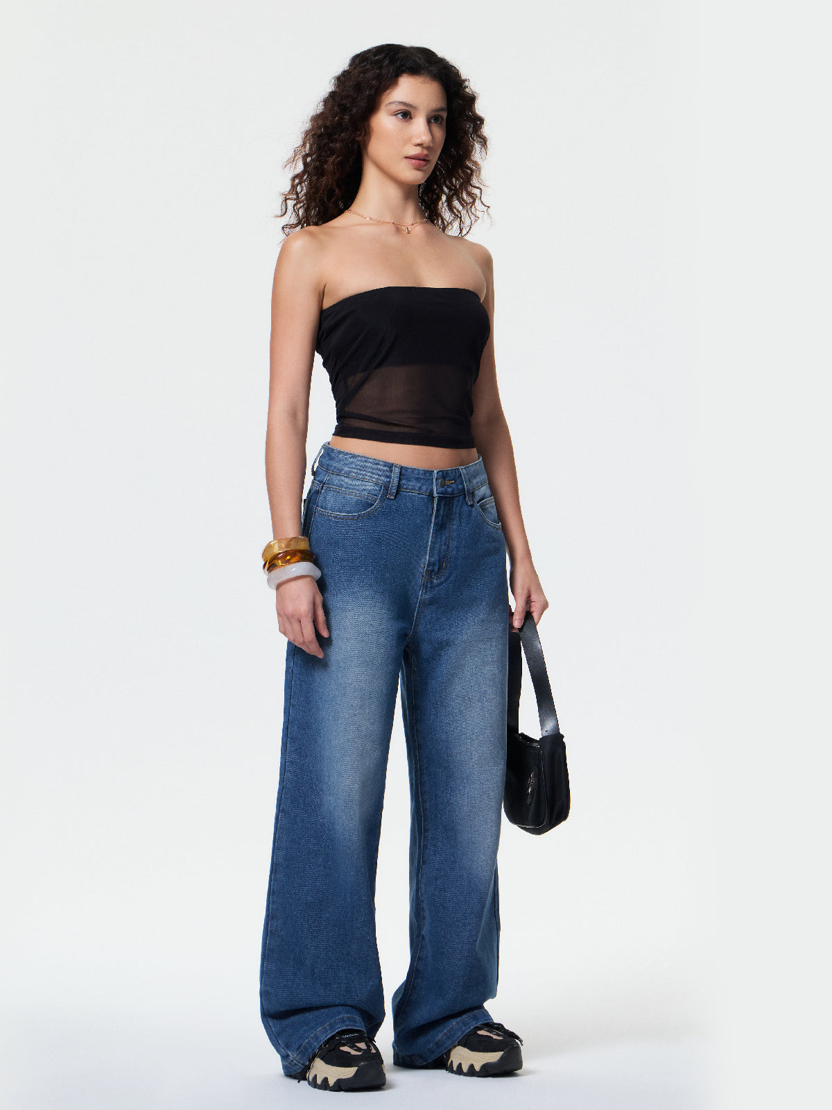 Pocket Design Blue Wash Boyfriend Jeans