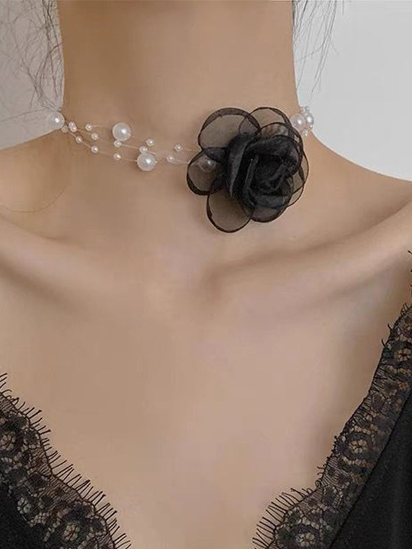 French Romantic Flower Pearl Necklace