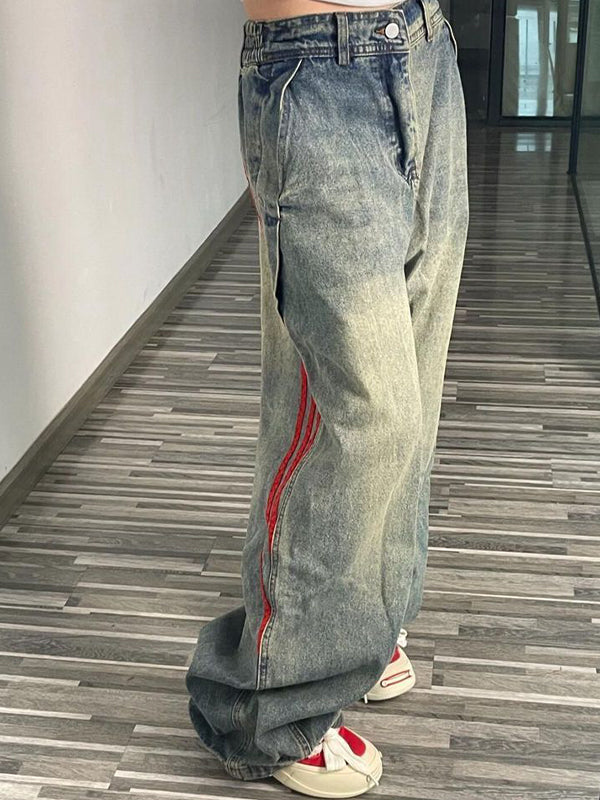 Design Feels Loose And Old-Fashioned Boyfriend Jeans