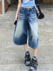 Slim Loose-Fitting Denim Shorts