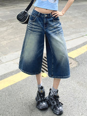Slim Loose-Fitting Denim Shorts