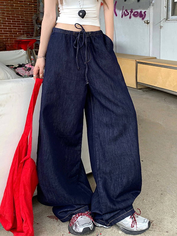 Loose-Fitting Boyfriend Jeans