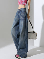 Loose-Fitting Boyfriend Jeans