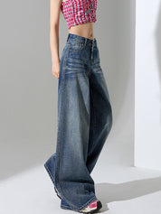 Loose-Fitting Boyfriend Jeans