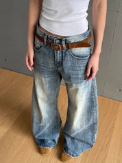 Old-Fashioned Washed Boyfriend Jeans