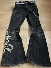Heavy Embroidery Flare Jeans