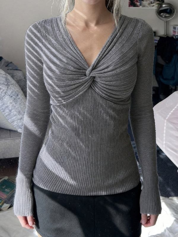 V-Neck Solid Color Fitted Waist Long Sleeve