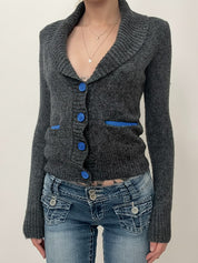 Contrast-Coloured Buttons On The Lapel Jacket