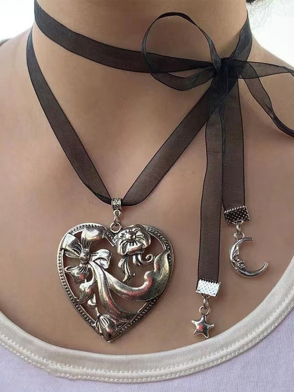 Exaggerated Cutout Big Heart Pendant Necklace
