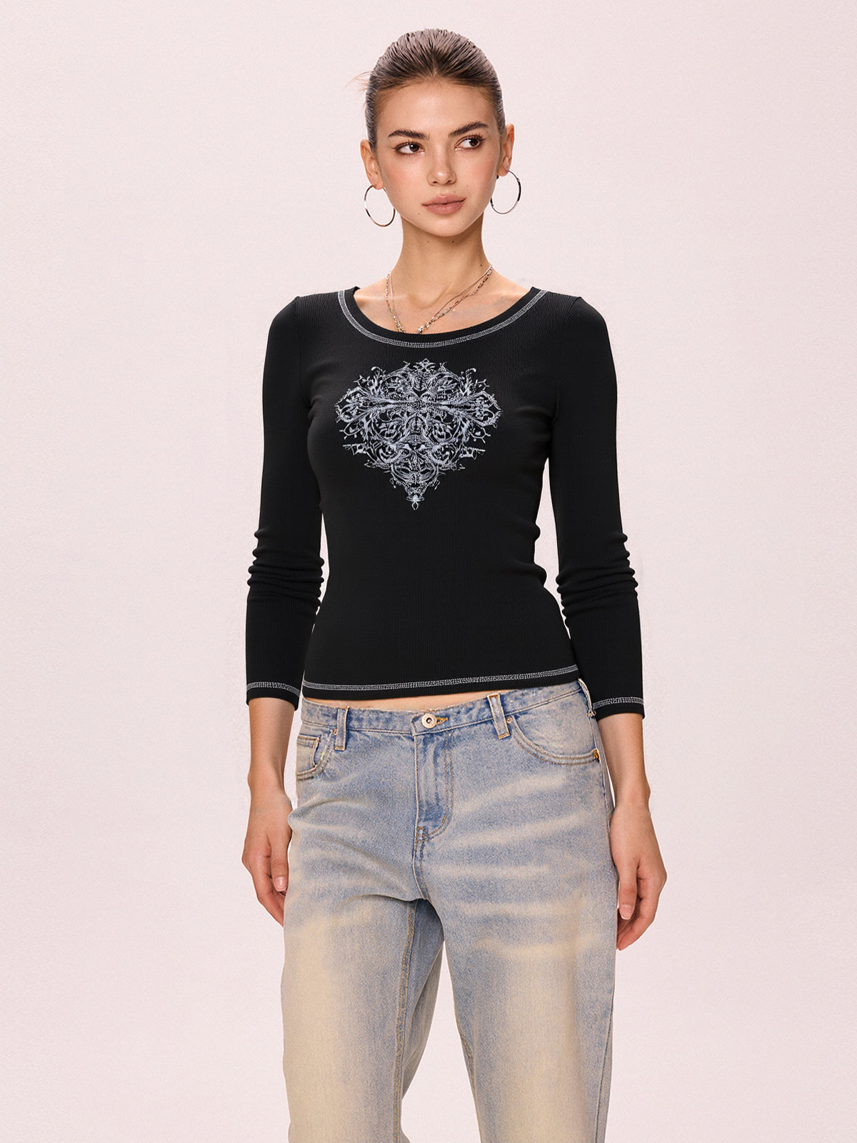 Dark Graphic Print Long Sleeves Tee