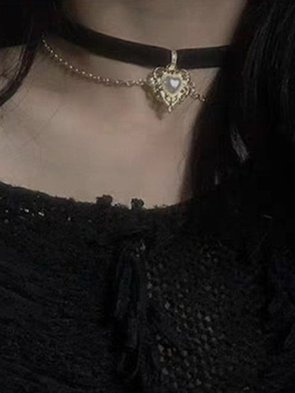 Gothic Heart Chain Velvet Choker Necklace