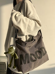Pendant Detail Vintage Shoulder Bag