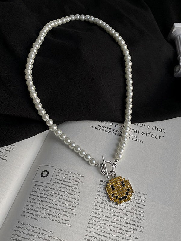 Men's Smile Pendant Faux Pearl Toggle Necklace