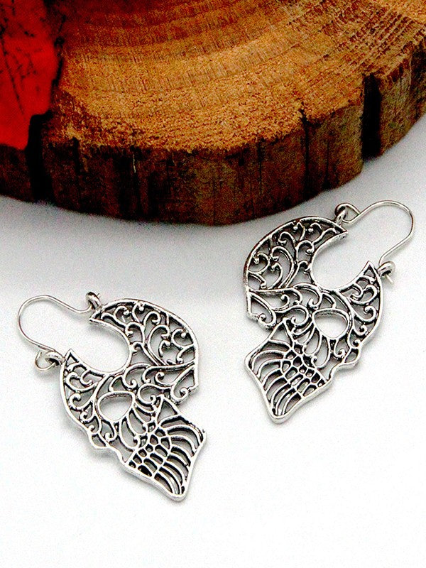 Hollow Out Skull Earrings