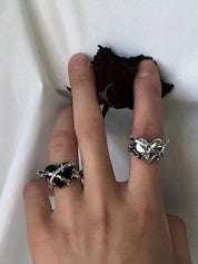 Thorn Heart Decor Cuff Ring