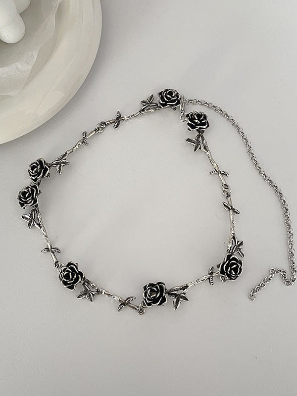 Vintage Rose Design Necklace