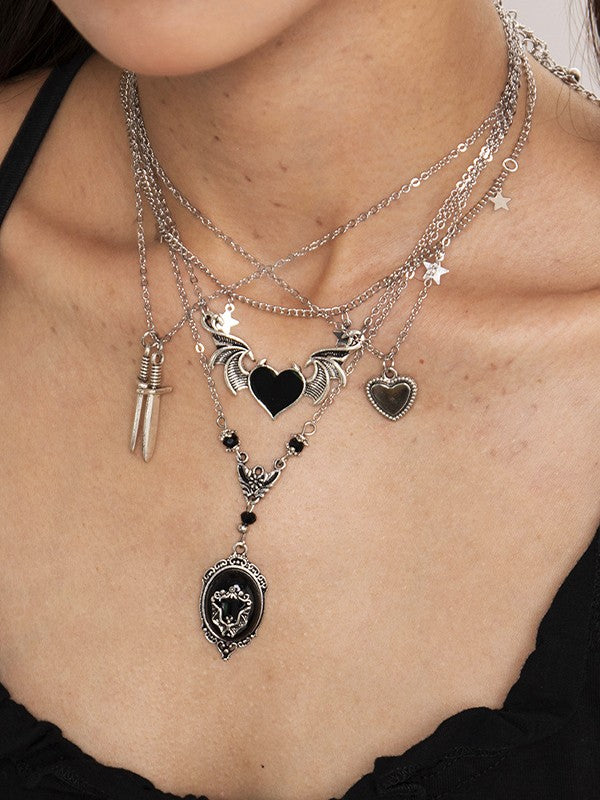 5pcs Punk Mixed Pendant Necklace Set