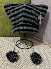 Stripe Cat Design Vintage Pendant Beanie Hat