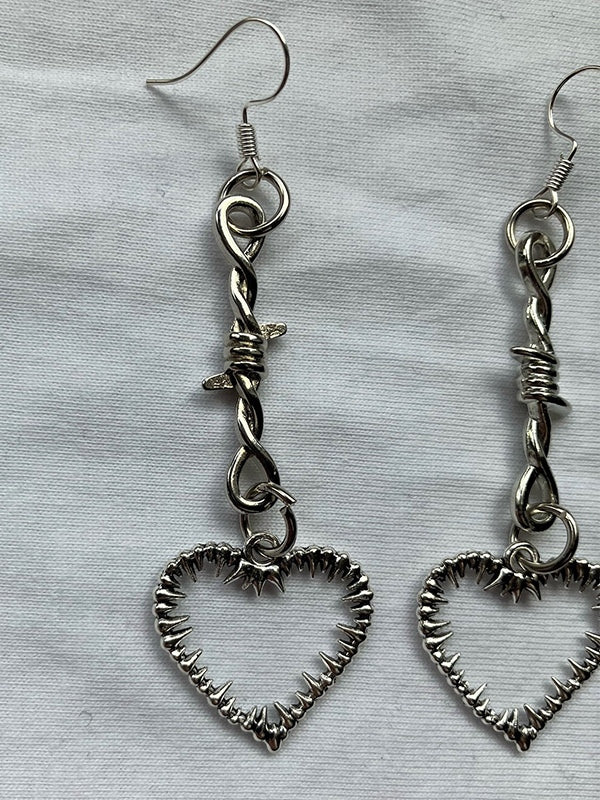 Thorn Heart Cutout Charm Stud Earring