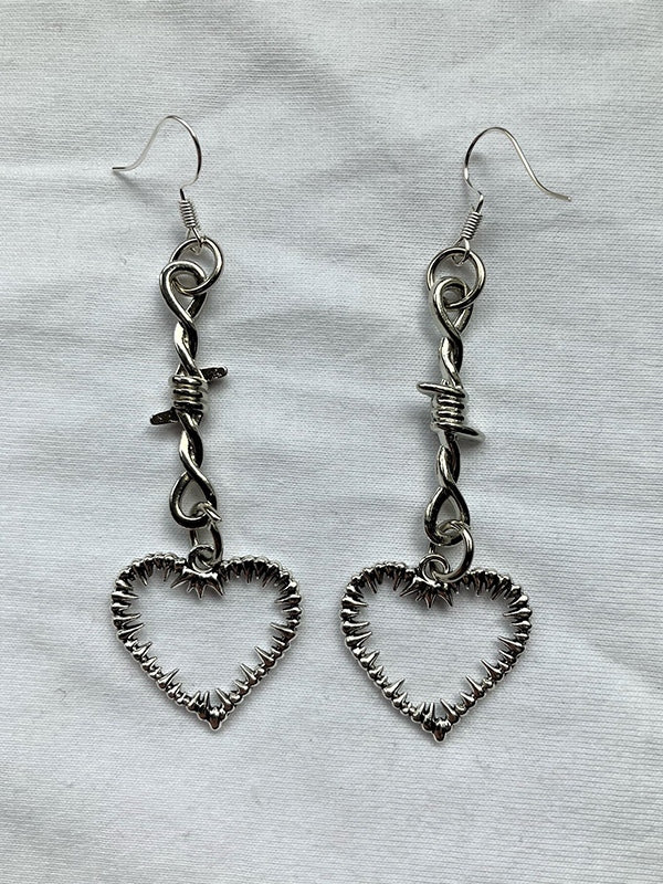 Thorn Heart Cutout Charm Stud Earring