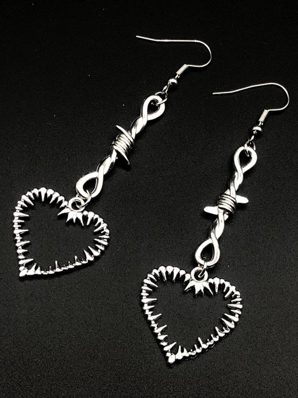 Thorn Heart Cutout Charm Stud Earring