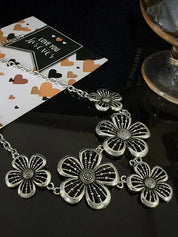 Vintage Hollow Out Flower Necklace