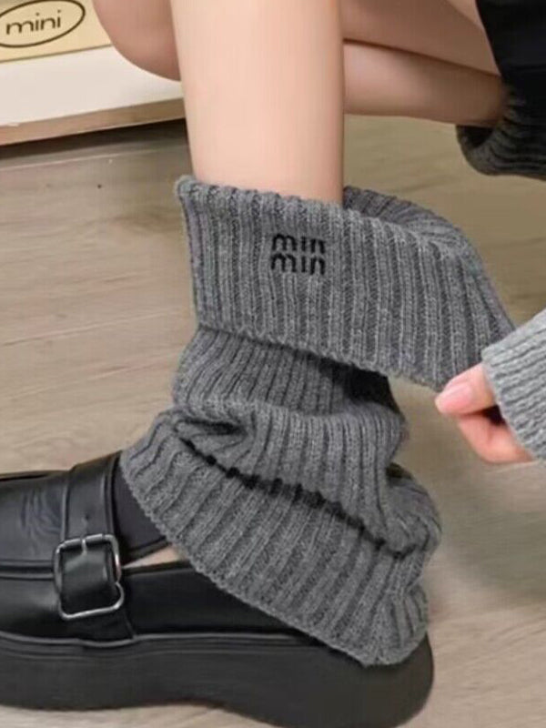 Preppy Letter Embroidery Print Leg Warmer