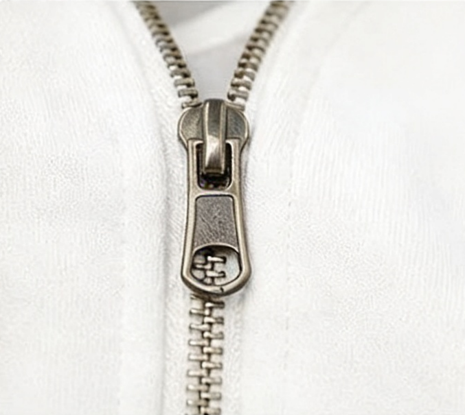 Half-Zip Collar Design